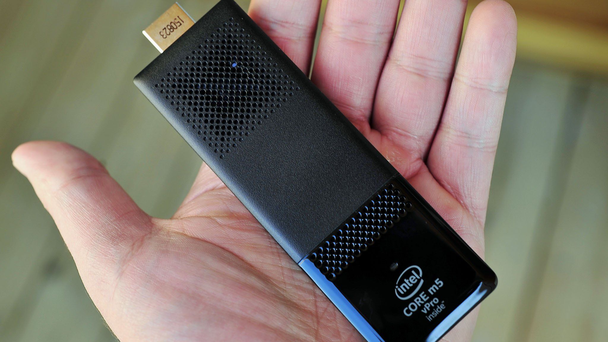 Intel 2nd Generation Compute Stick with Core m5: is it worth $500
