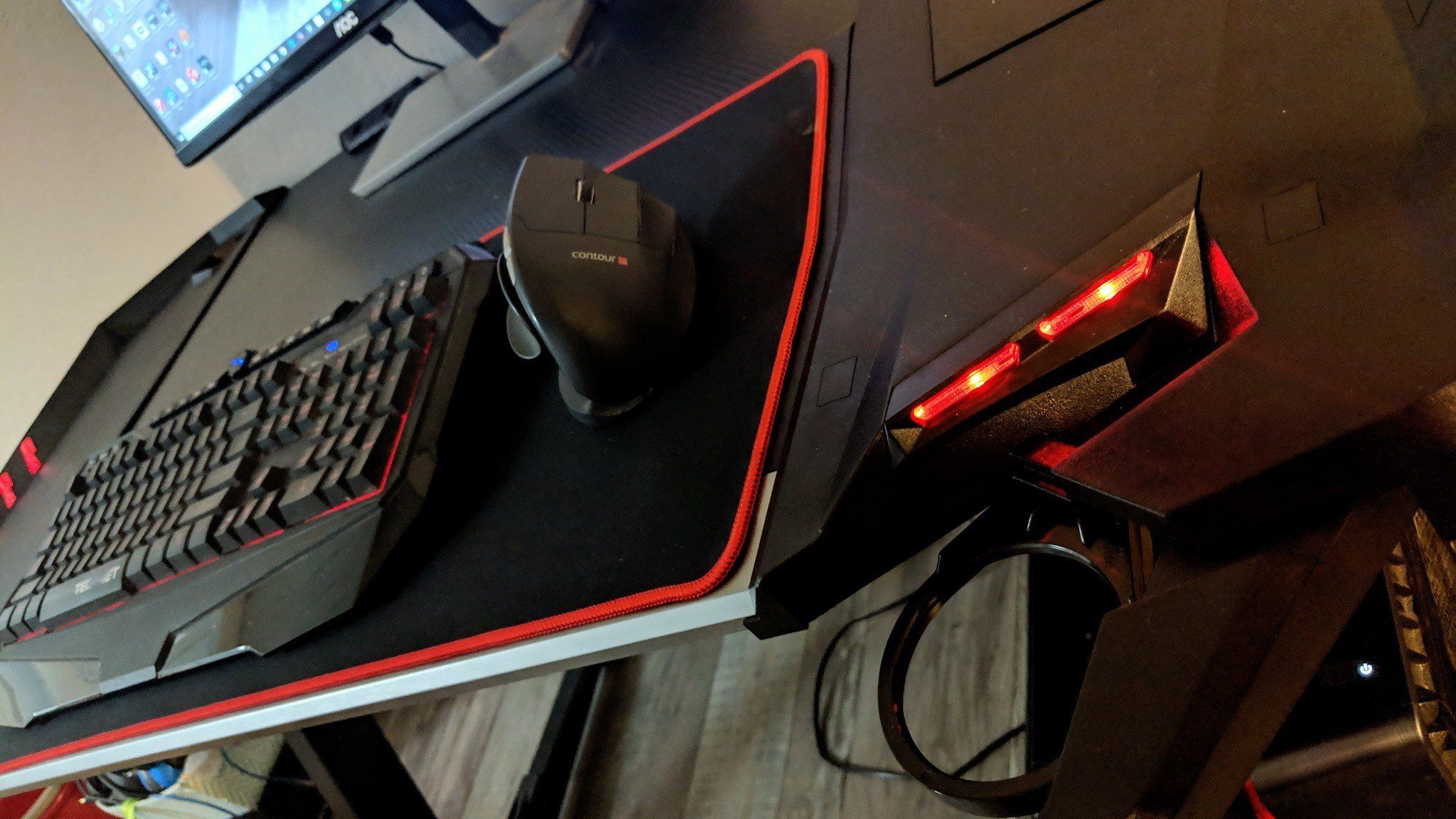 Eureka Z2 gaming desk review: Up your game, and so much more
