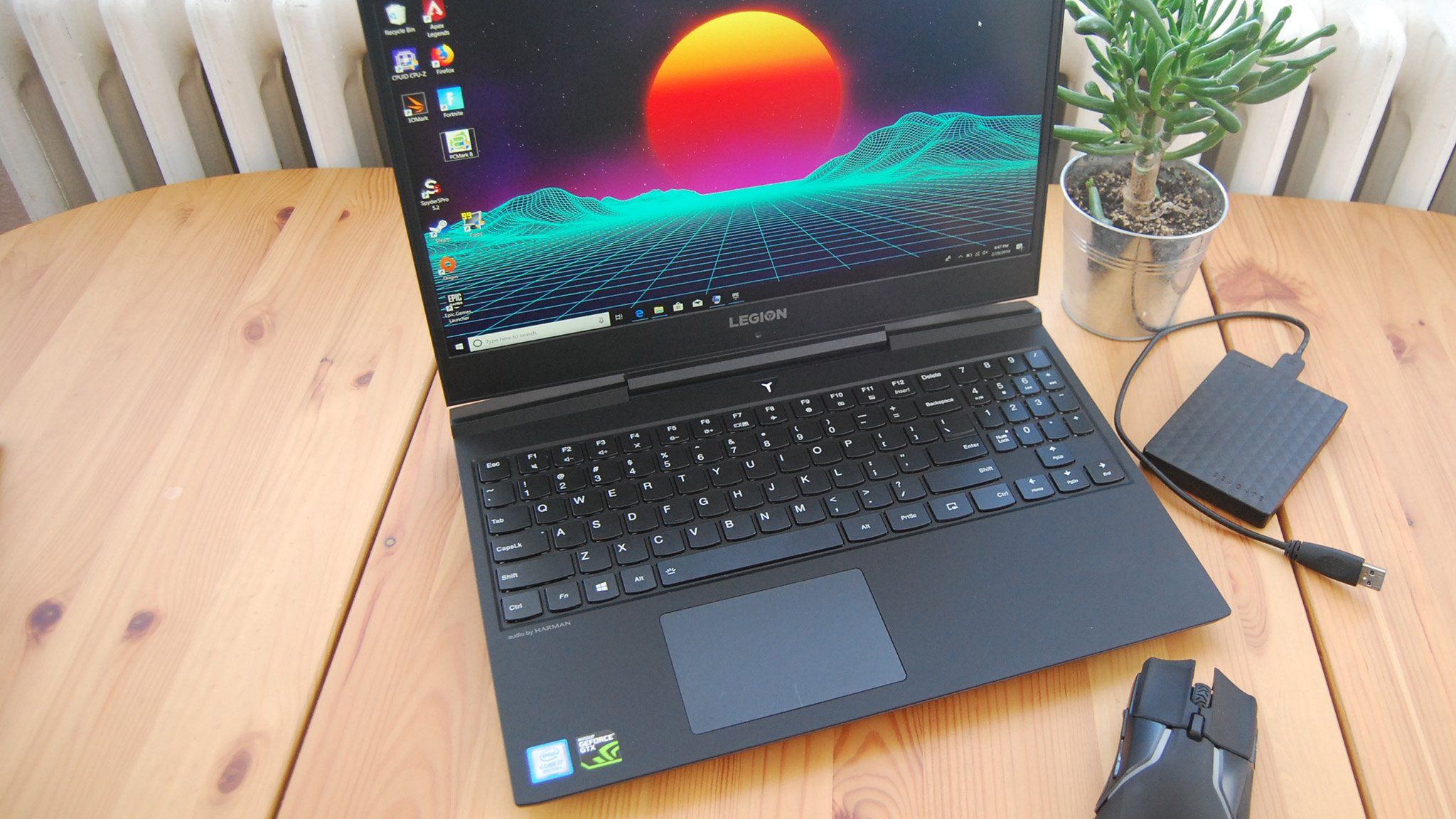 Lenovo Legion ノートPC Y7000 Legion Y7000 レビュー：税込9万円台でも144Hz対応の最強コスパ