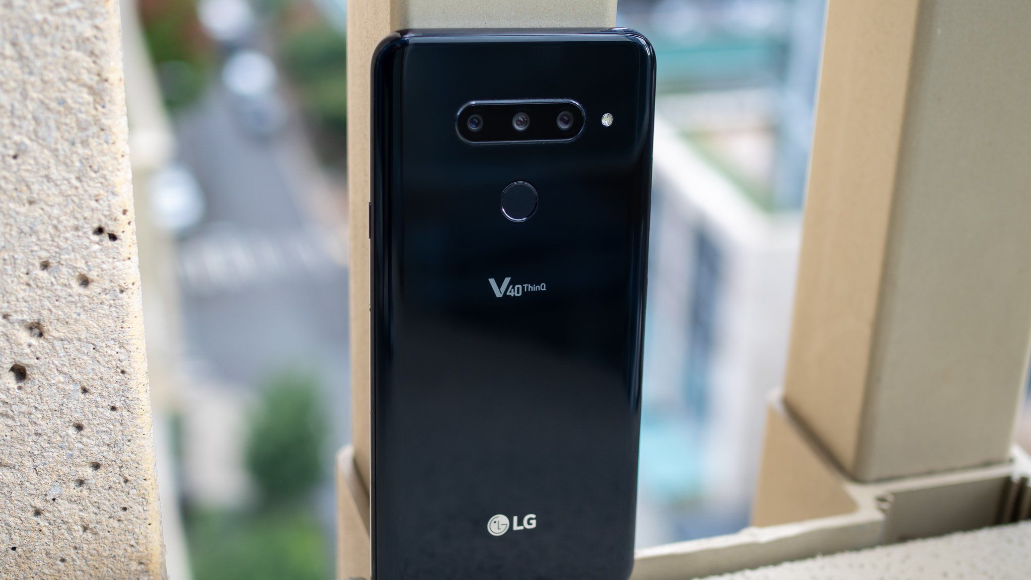 美品 LG V40 Thinq 6GB 128GB LG V40 ThinQ Cell Phone Review - Consumer Reports