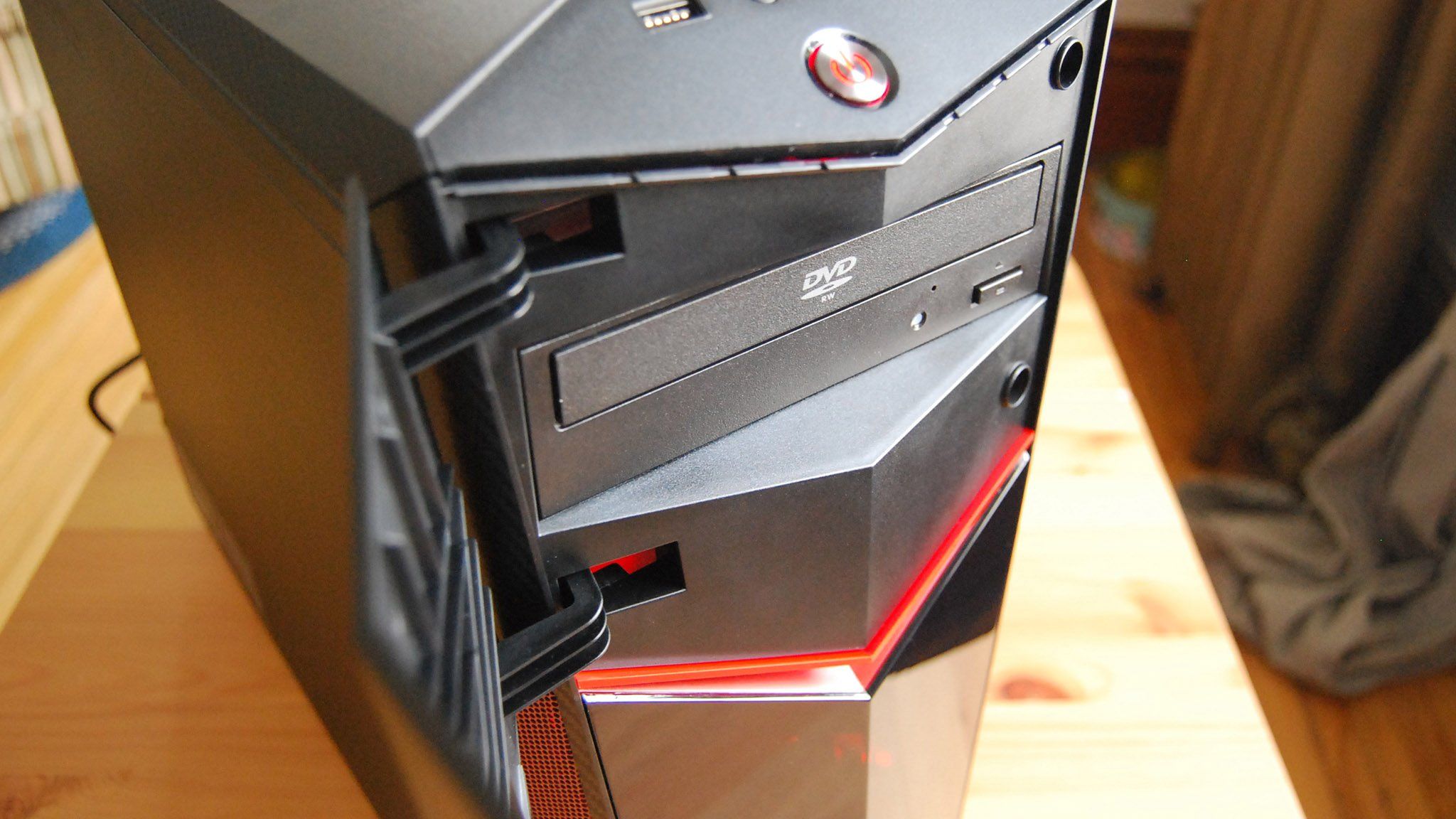 【あか様】Lenovo Legion Y520 ゲーミングPC bMiFeAjM8qQY9VXpbm8Wec.jpg