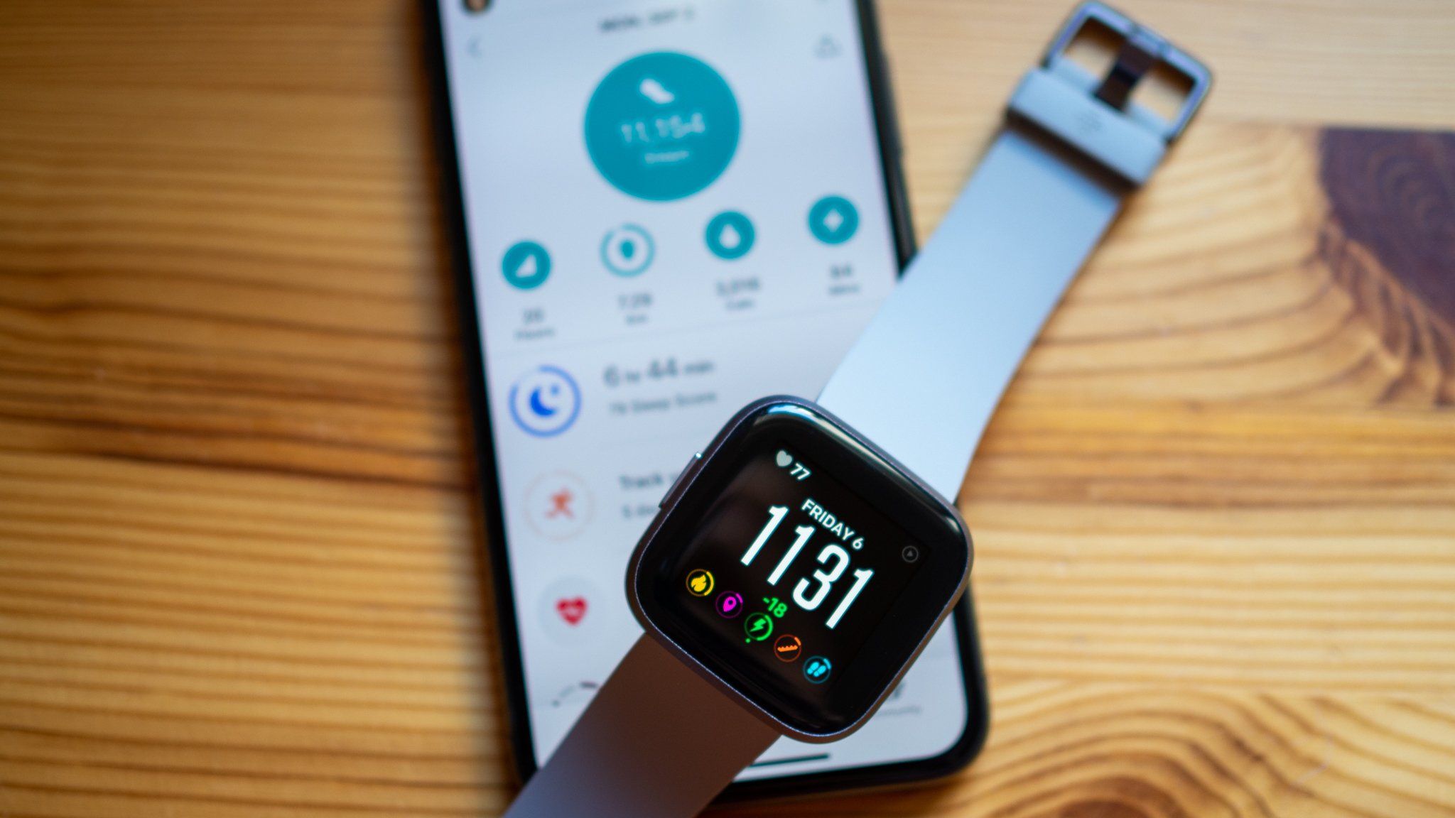 トレーニング用品 Apple Watch - fitbit versa 2 Fitbit Versa 2 Health and Fitness Smartwatch with Heart Rate