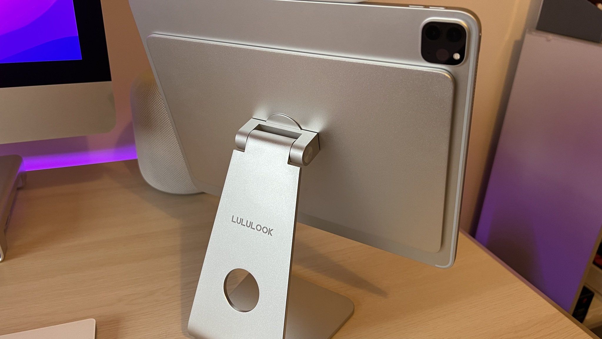 LULULOOK Supporto magnetico per iPad Pro 11 1st/2nd/3rd/4th,Air 10.9/11 M3/M2,Supporto alluminio per impieghi gravosi con braccio pieghevole e base a morsetto girevole a 360 gradi