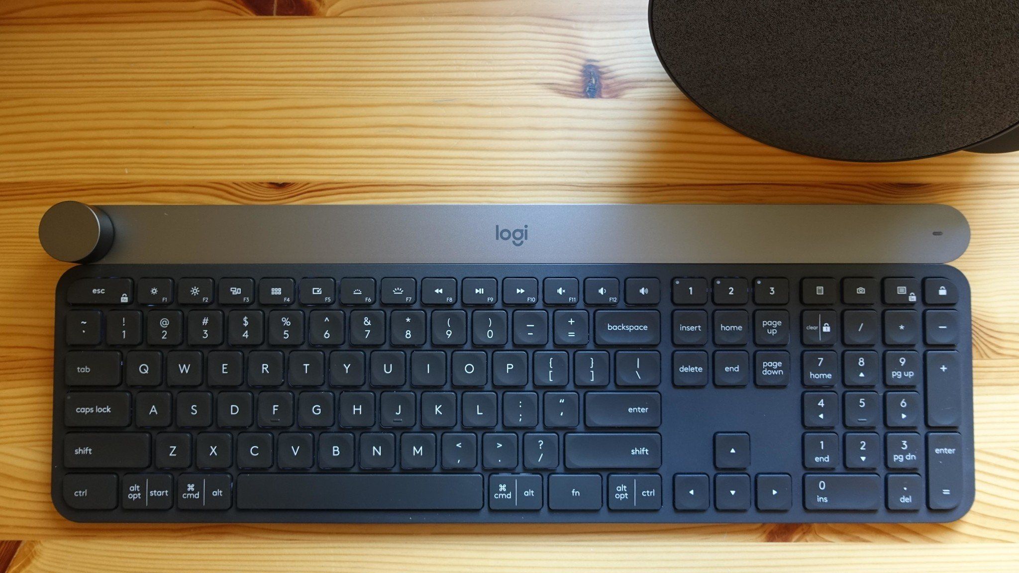 Logitech Craft keyboard has an amazing built-in Surface Dial