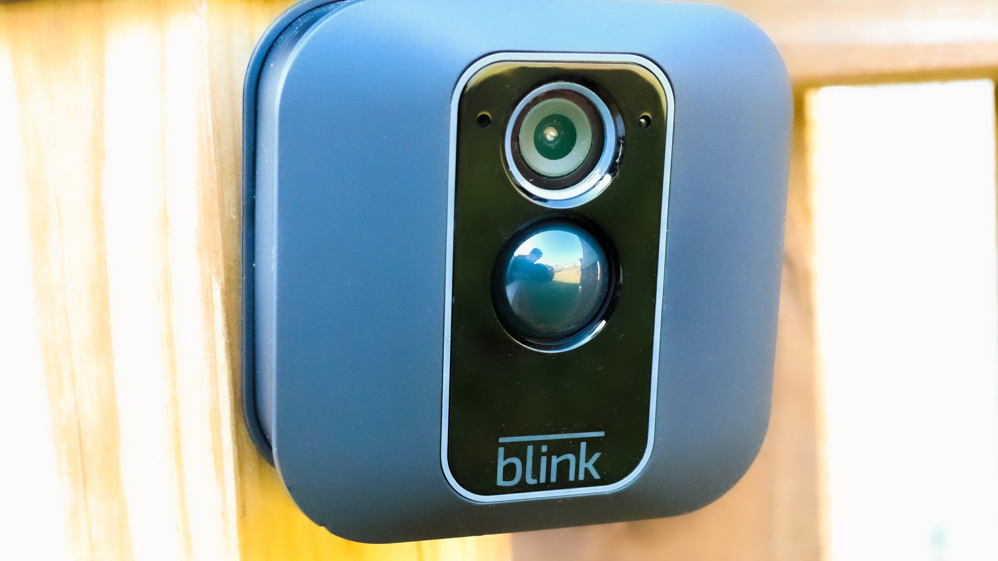 その他 Blink XT2  security camera sddefault.jpg
