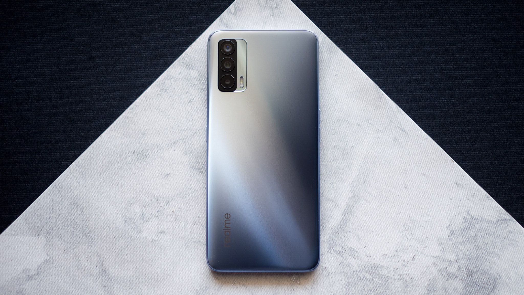 値下げ交渉可！realme 7 5G シルバー Review: Realme 7 5G – Pickr