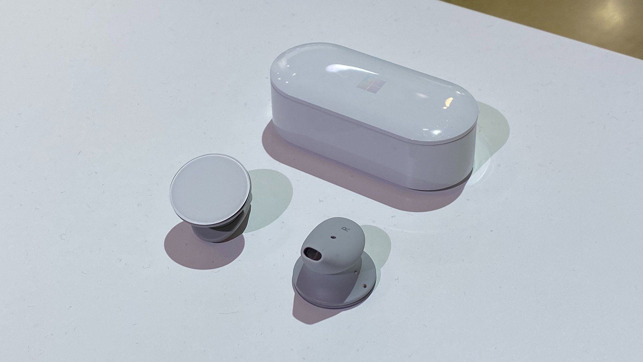 Microsoft announces Surface Earbuds with gesture support | Windows