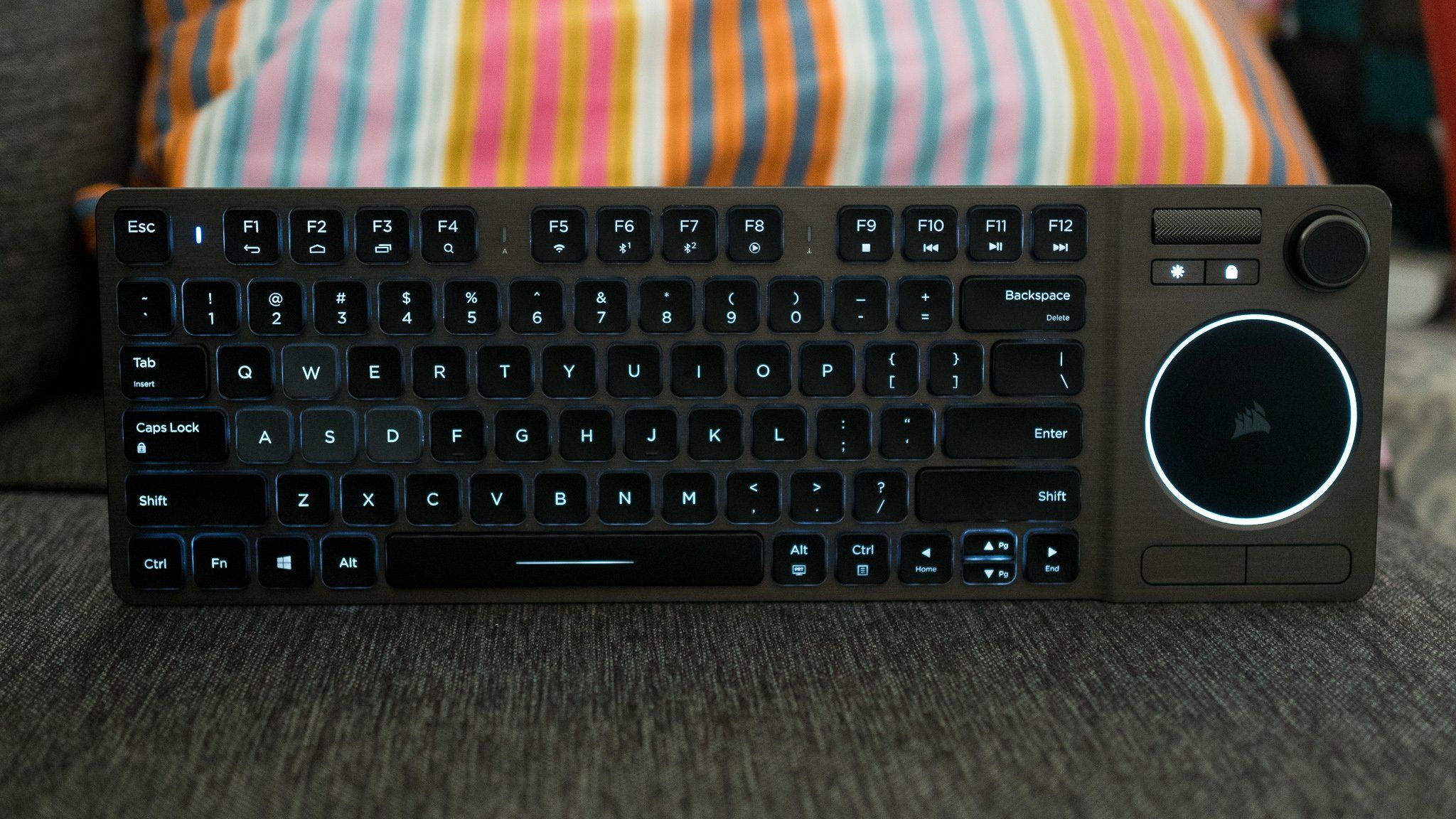 CORSAIR K83 Wireless Keyboard キーボード K83 Wireless Entertainment Keyboard