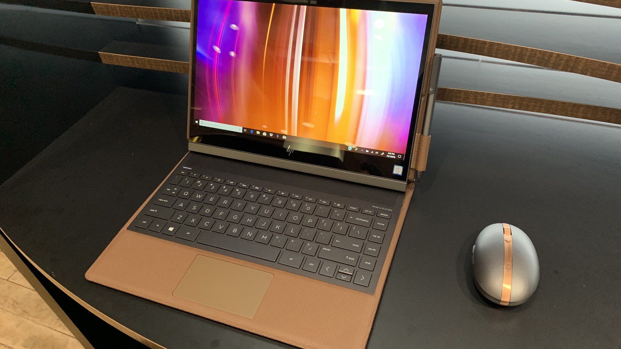 最終値下げ！ HP Spectre Folio Convertible 海外配列 rVtnyg7BRYiqzxcWc5eoka.jpg