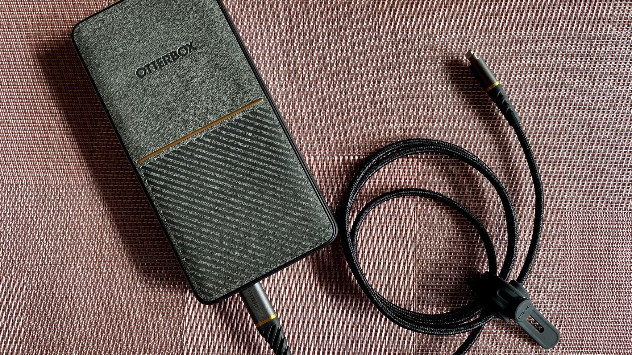 otterbox fast charge powerbank