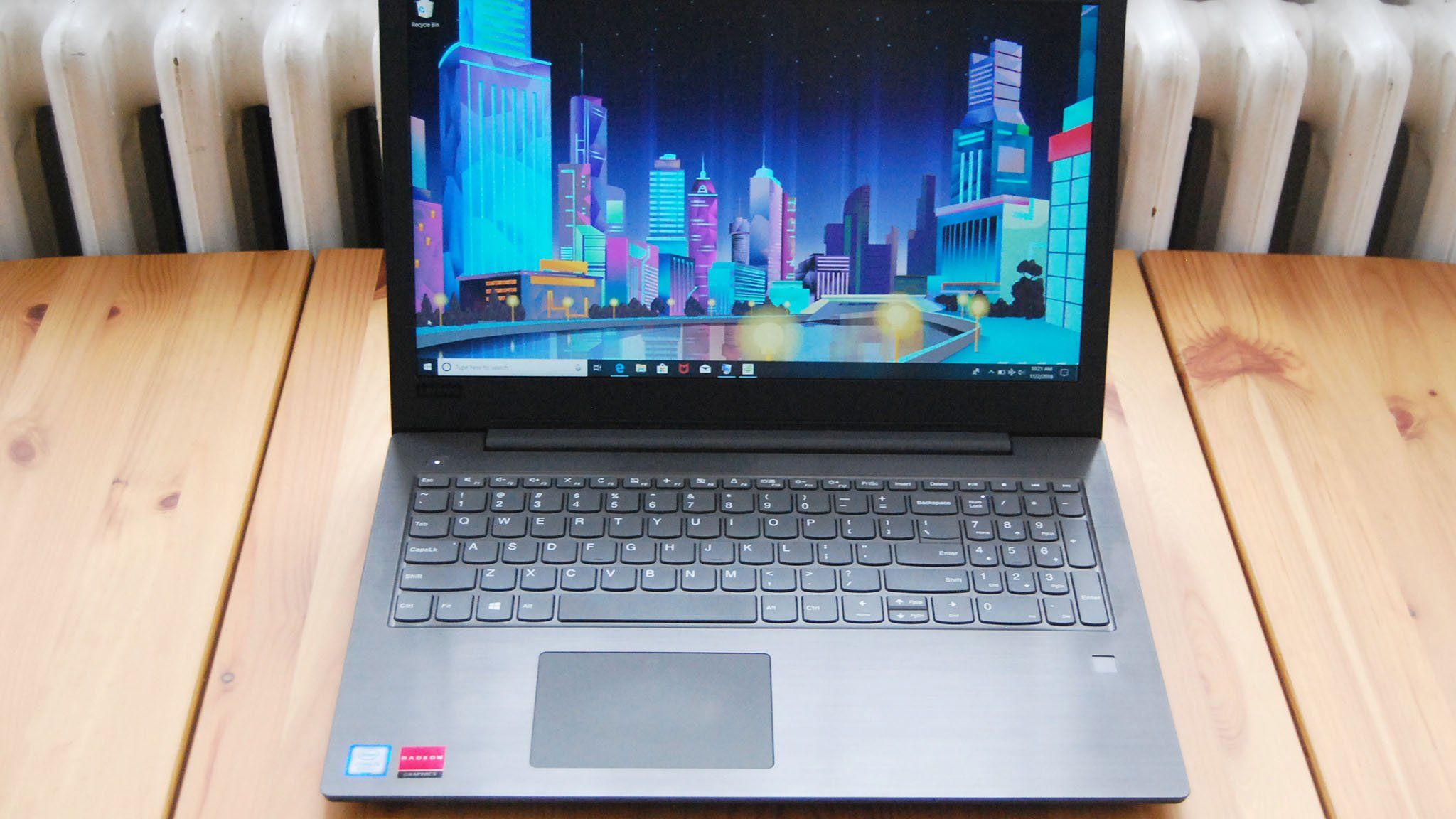 Lenovo V330-15IKB Core i5-8250U BIOS確認済① Lenovo V330-14IKB - 14