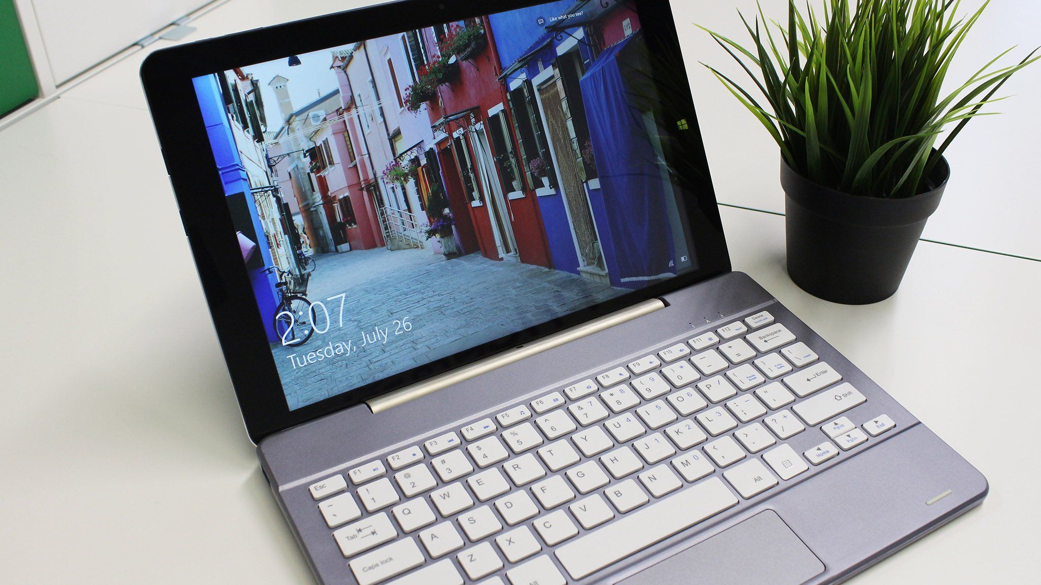 CHUWI Hi12 review: A decent tablet with a useless keyboard CHUWI Hi12 review: A decent tablet with a useless keyboard