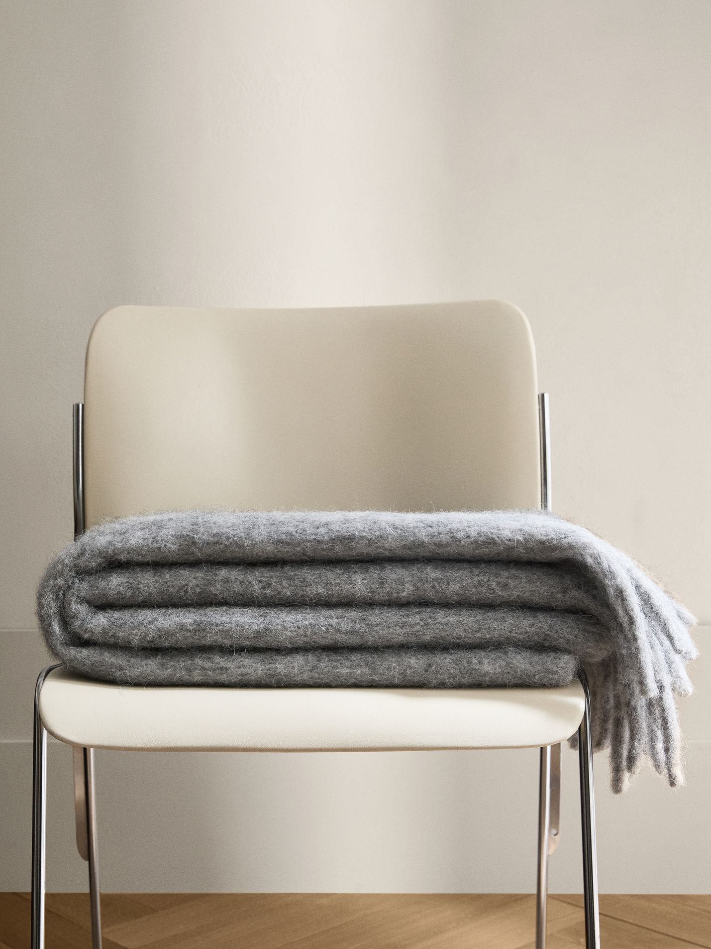 Carded Wool Blend Melange Throw - Home | Mango United Kingdom
