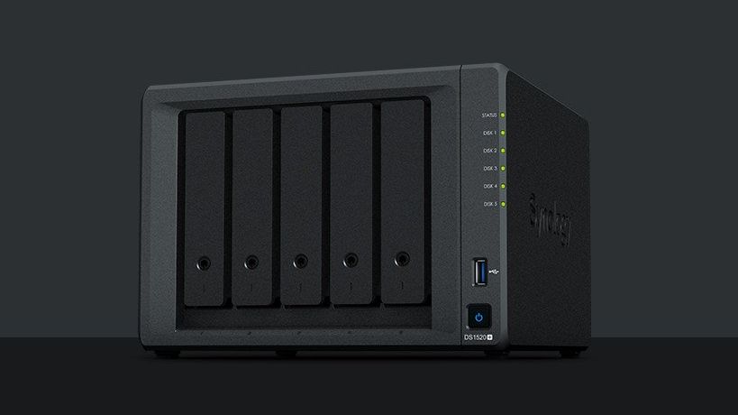 最終値下げ　美品　Synology DS1520+ NAS 5ベイ 最終値下げ 美品 Synology DS1520+ NAS 5ベイ Synology