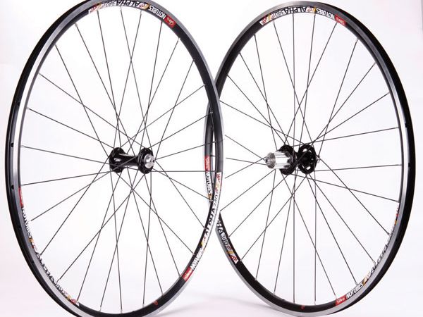 Stans No Tubes ZTR Alpha 340 Comp review | Cycling Weekly