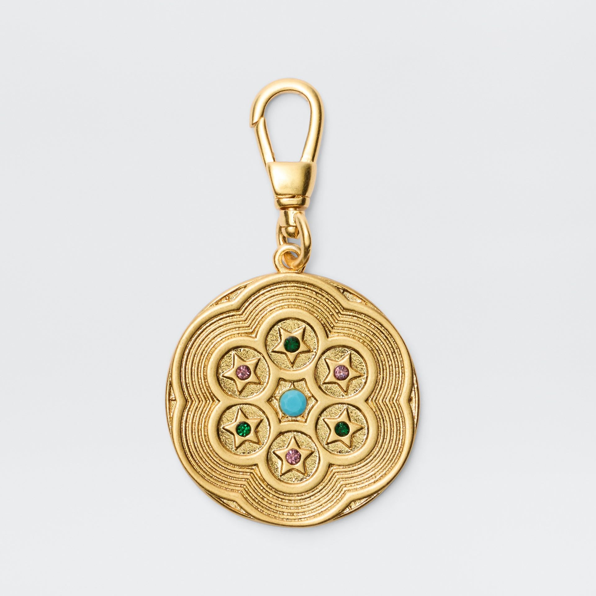 Chelle Charm in Gold