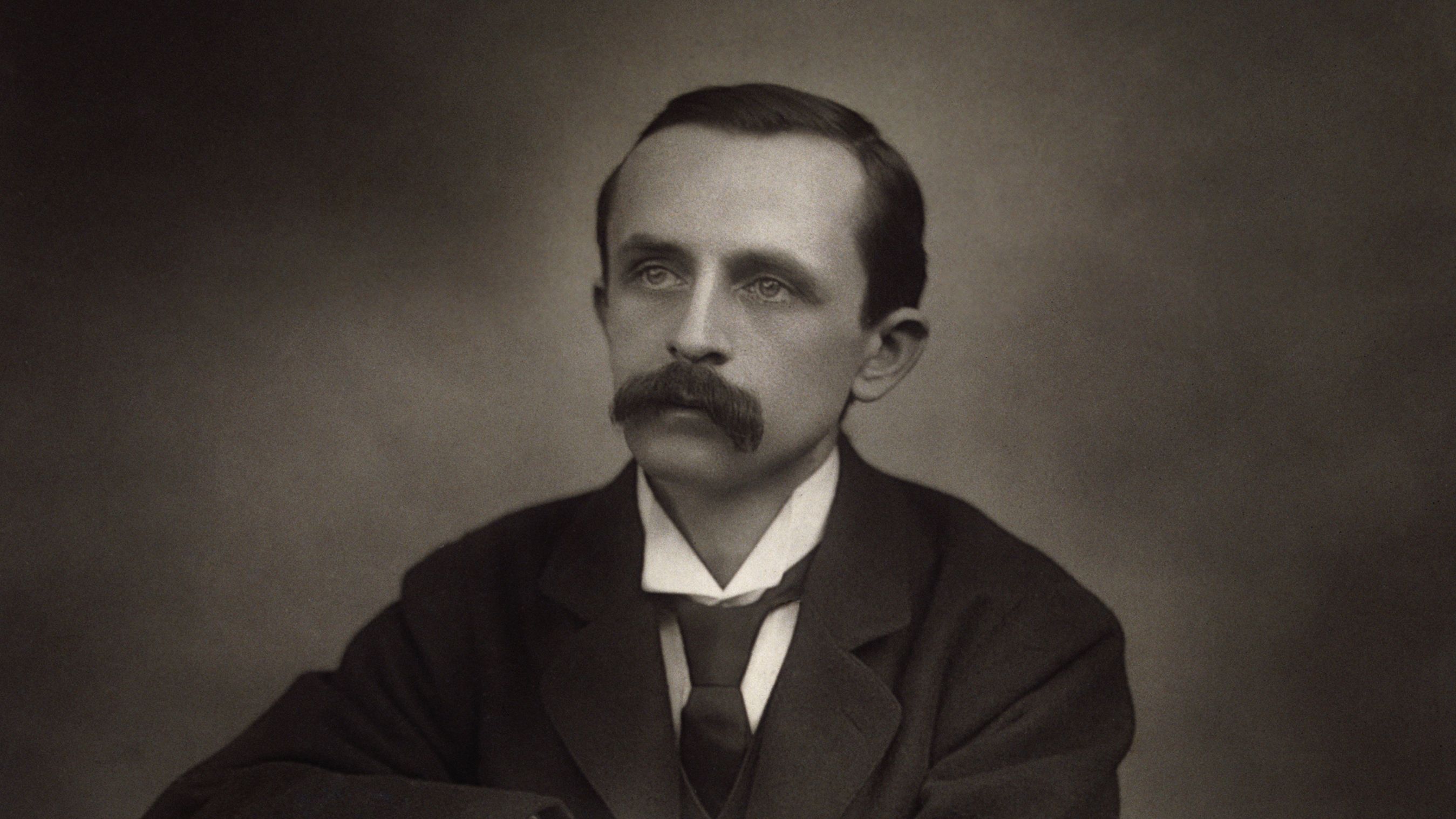 JM Barrie at the height of his success in the early 1900s.