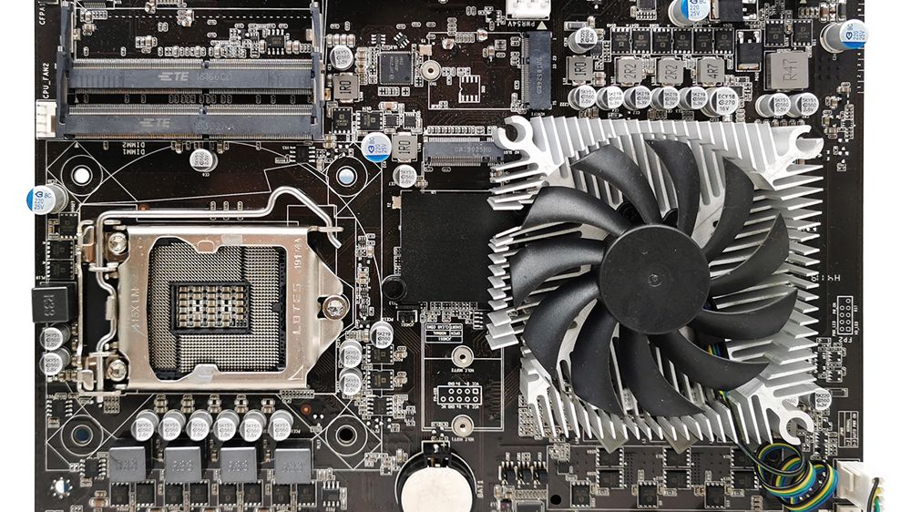 英　0711 Amazon | MSI GeForce GTX 1650 SUPER AERO ITX OC グラフィック