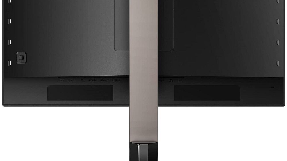 Philips Introduces Ambiglow-Equipped 4K HDR Display for Xbox