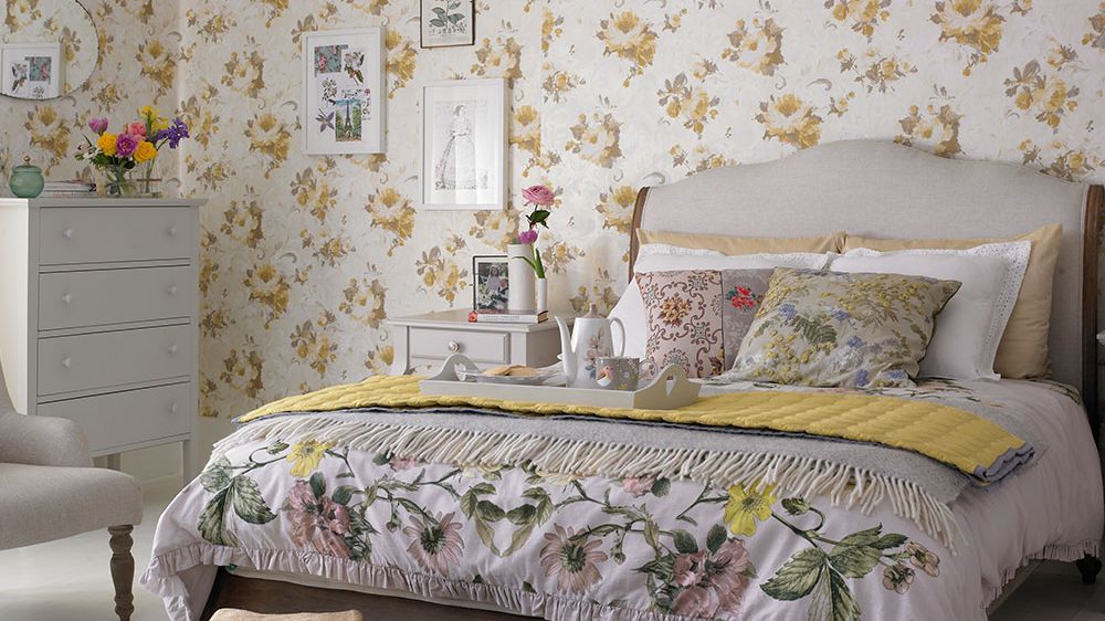 Country Style Bedroom Suites