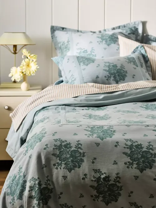 Nadia Cotton Solid Floral Embellished Duvet Cover