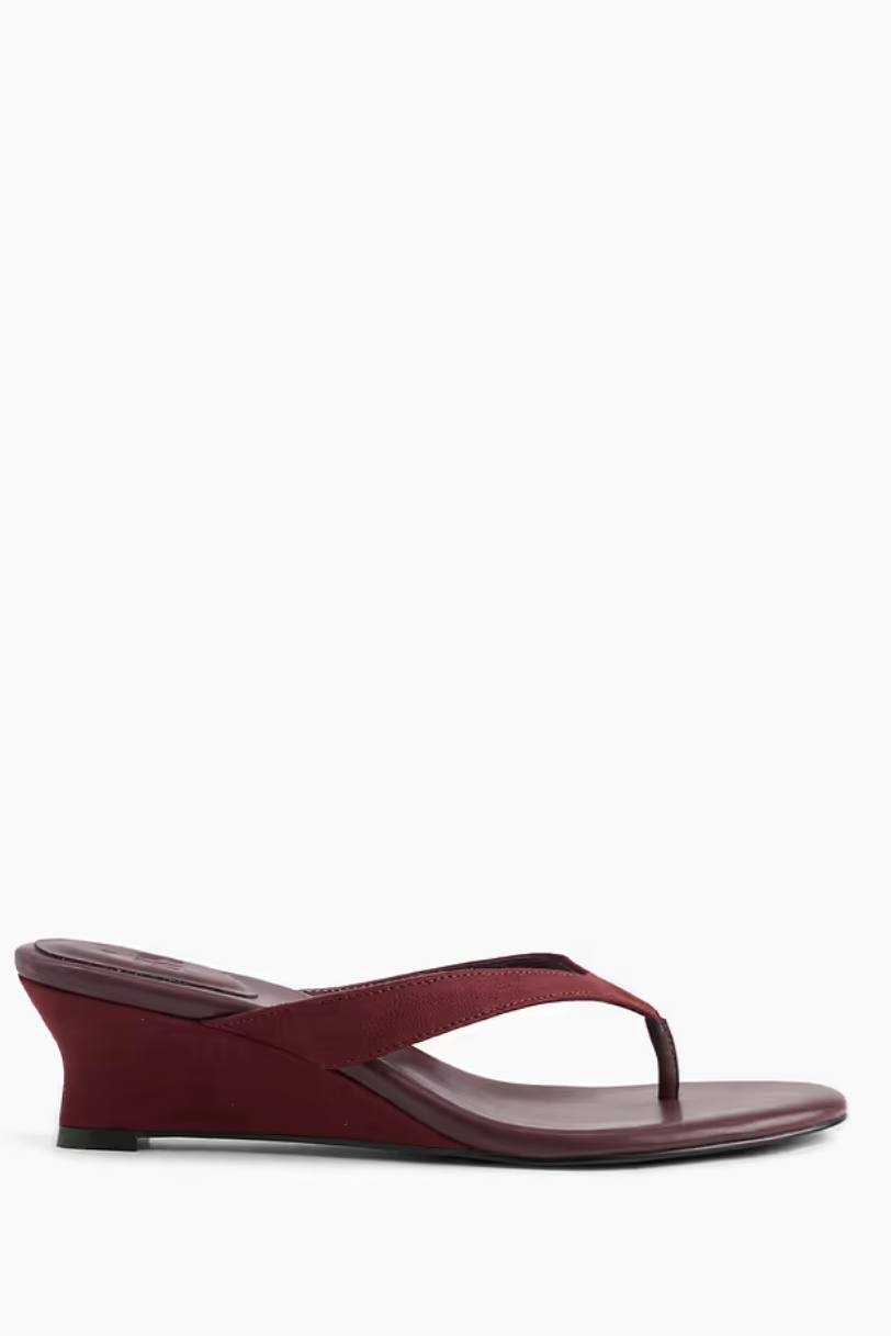 Gap, Vegan Leather Wedge Thong Sandals