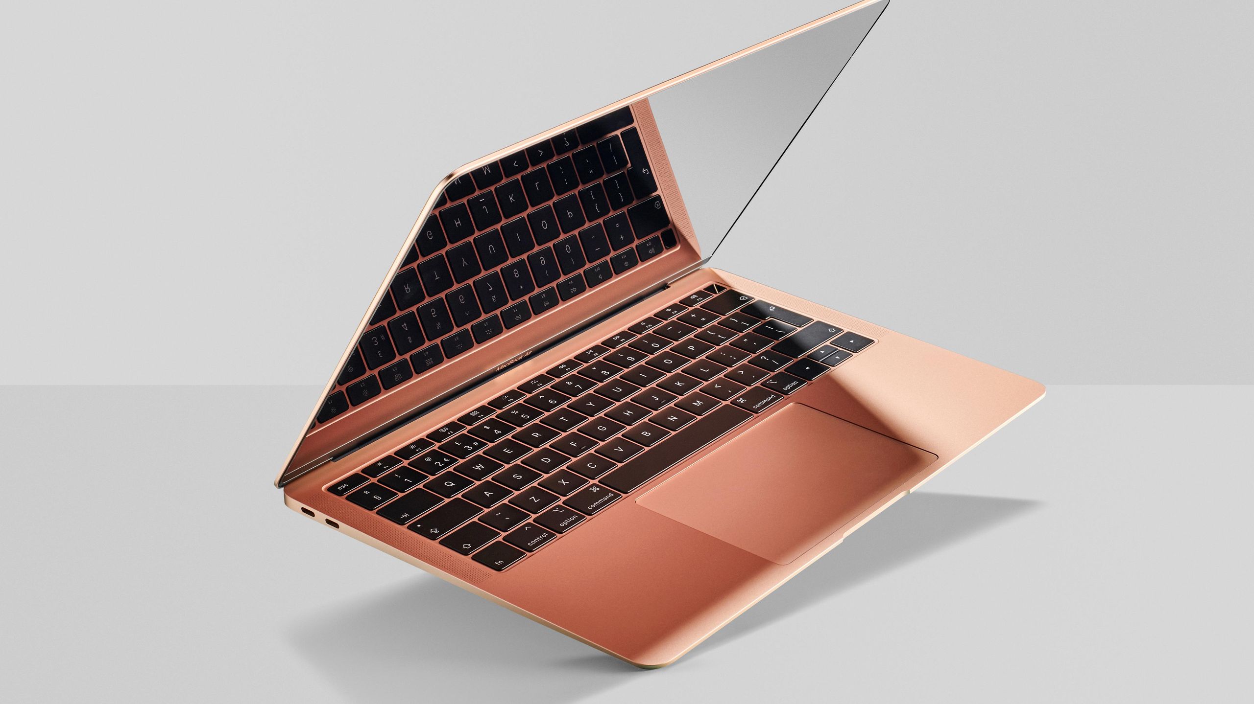 MacBook本体 Mac Book Air M1 (2021) M1 MacBook Air long-term review: A year later, here's what I
