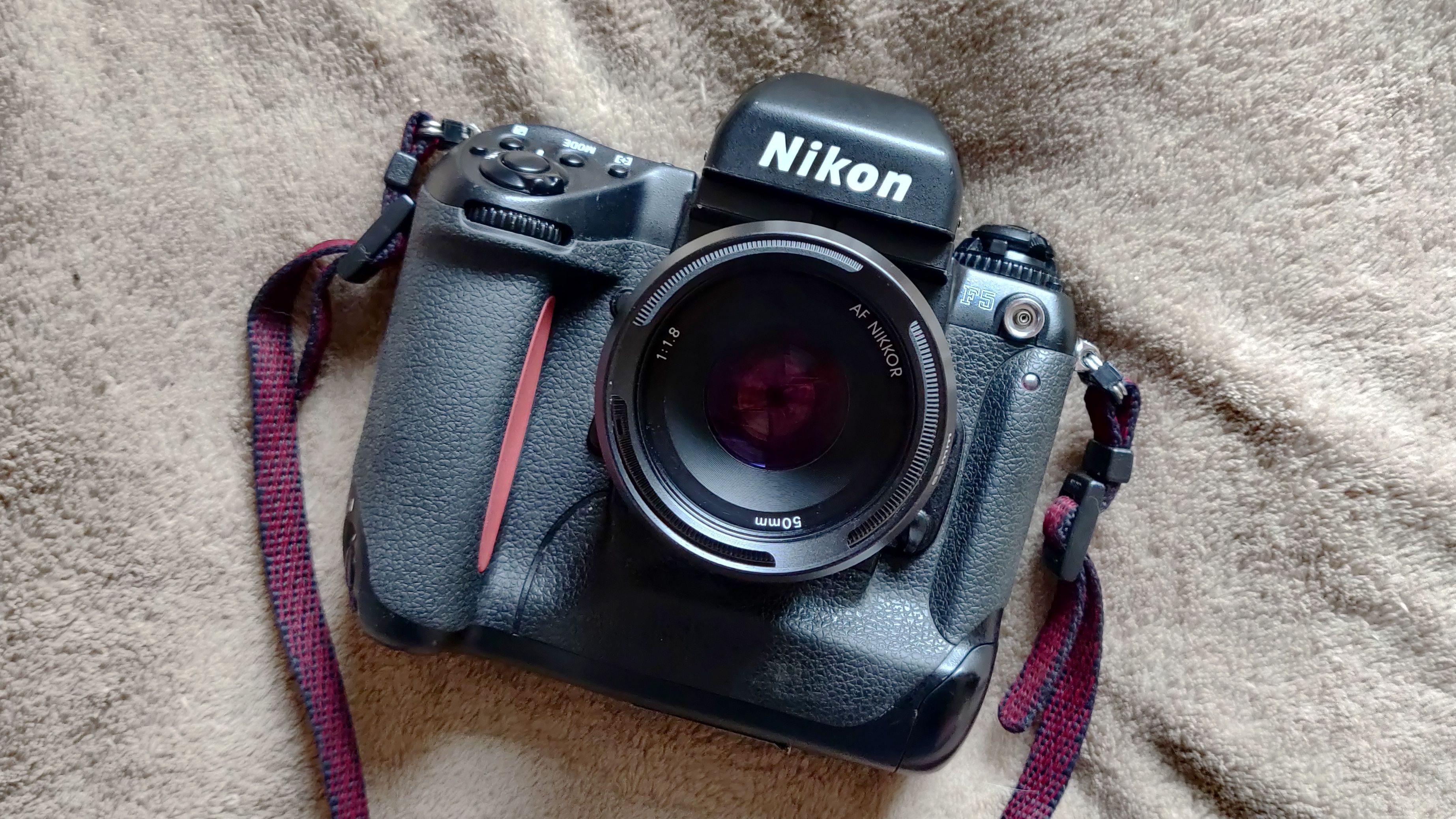 Nikon F5