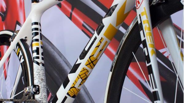 First Look: 2011 Trek Madone 6.9 SSL | Cyclingnews