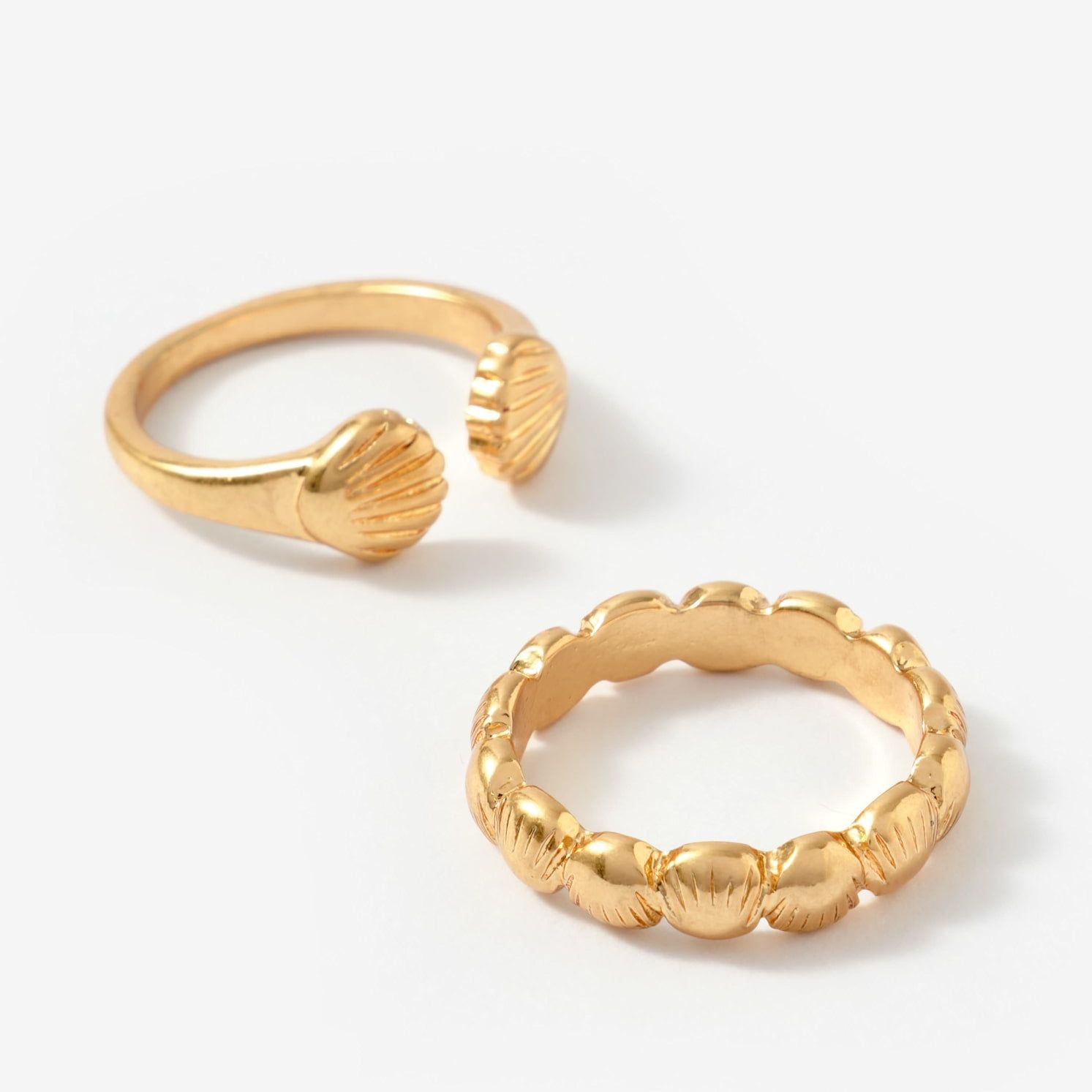 Gold Tone Shell Ring Set