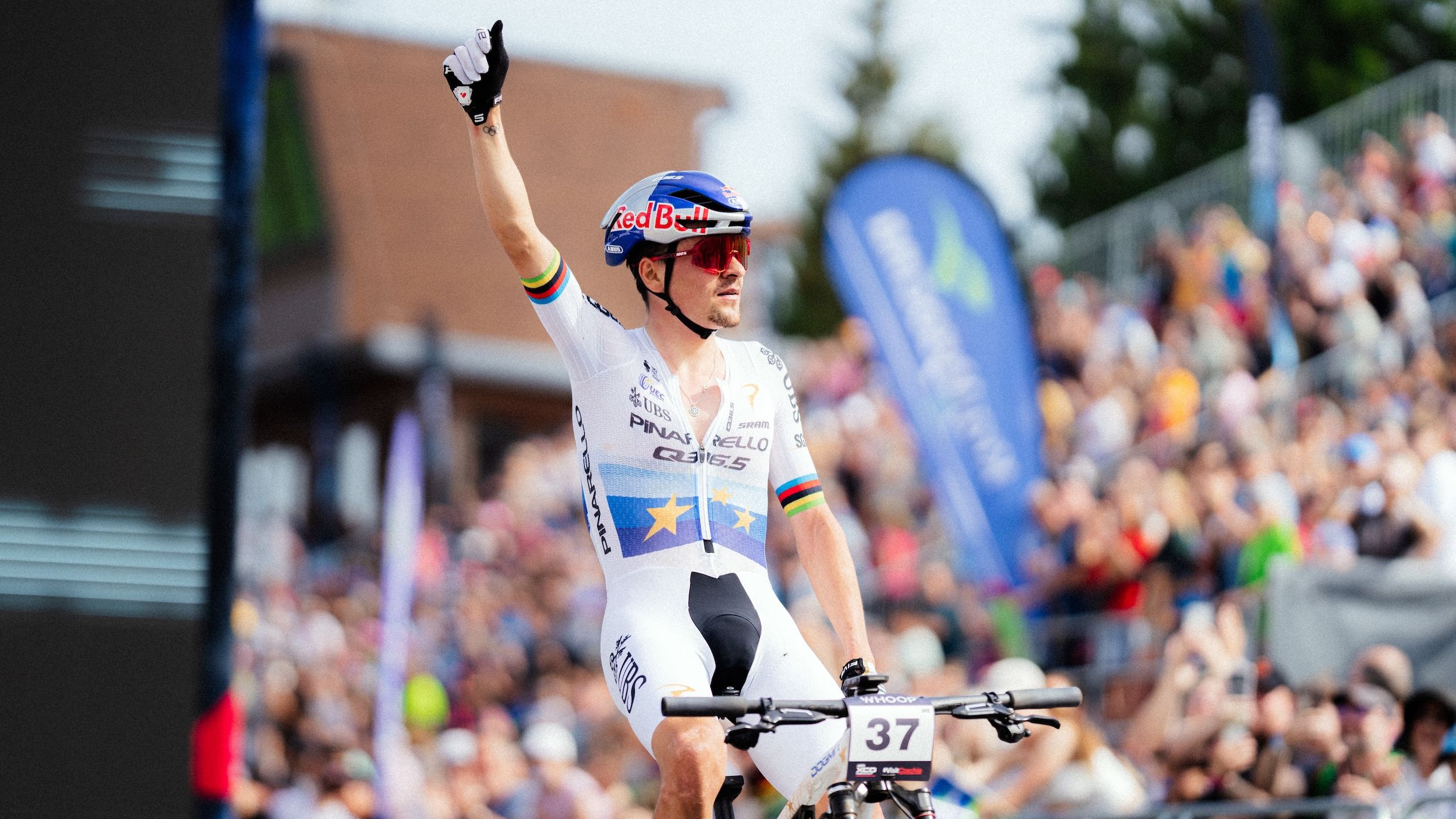 High fives for Tom Pidcock: Briton clinches fifth win in as many