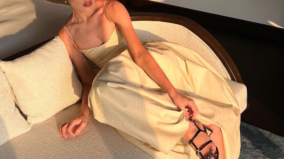 29 Trendy and Pretty Spring Dresses An Editor Loves