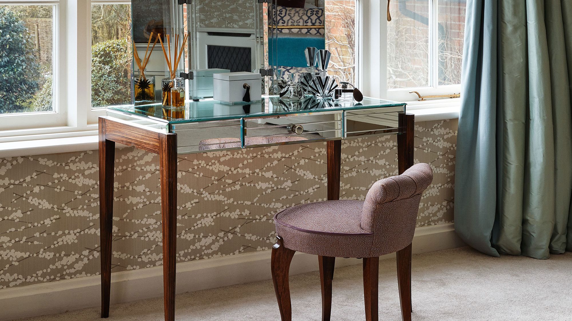 dressing table designs Dressing Table - An Exceptional Present | Buying Guide | Ideas & Inspirations