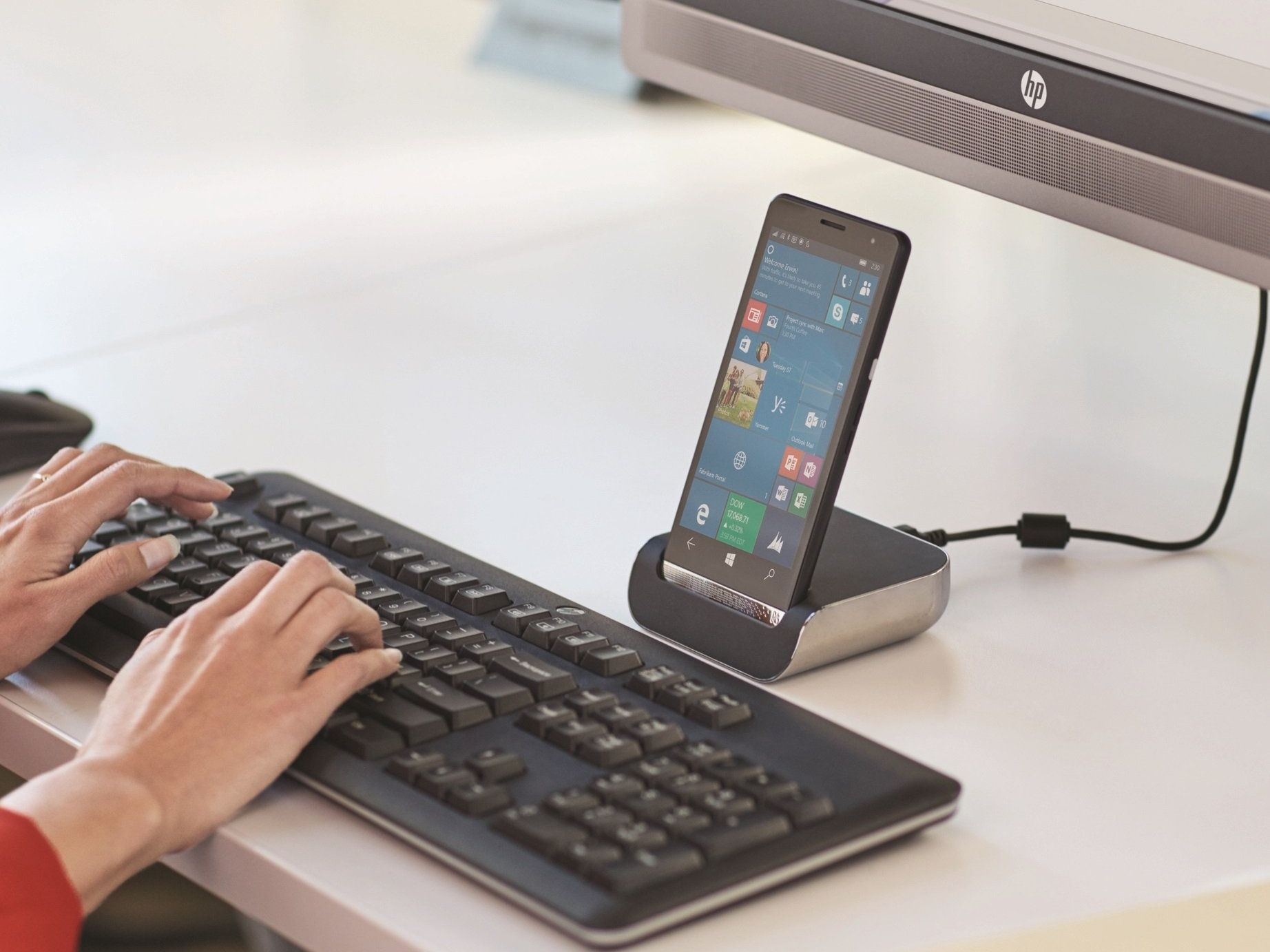 hp - 未使用HP Windows10 Mobile Elite X3 デスクドック付き HP Elite x3 Review | PCMag