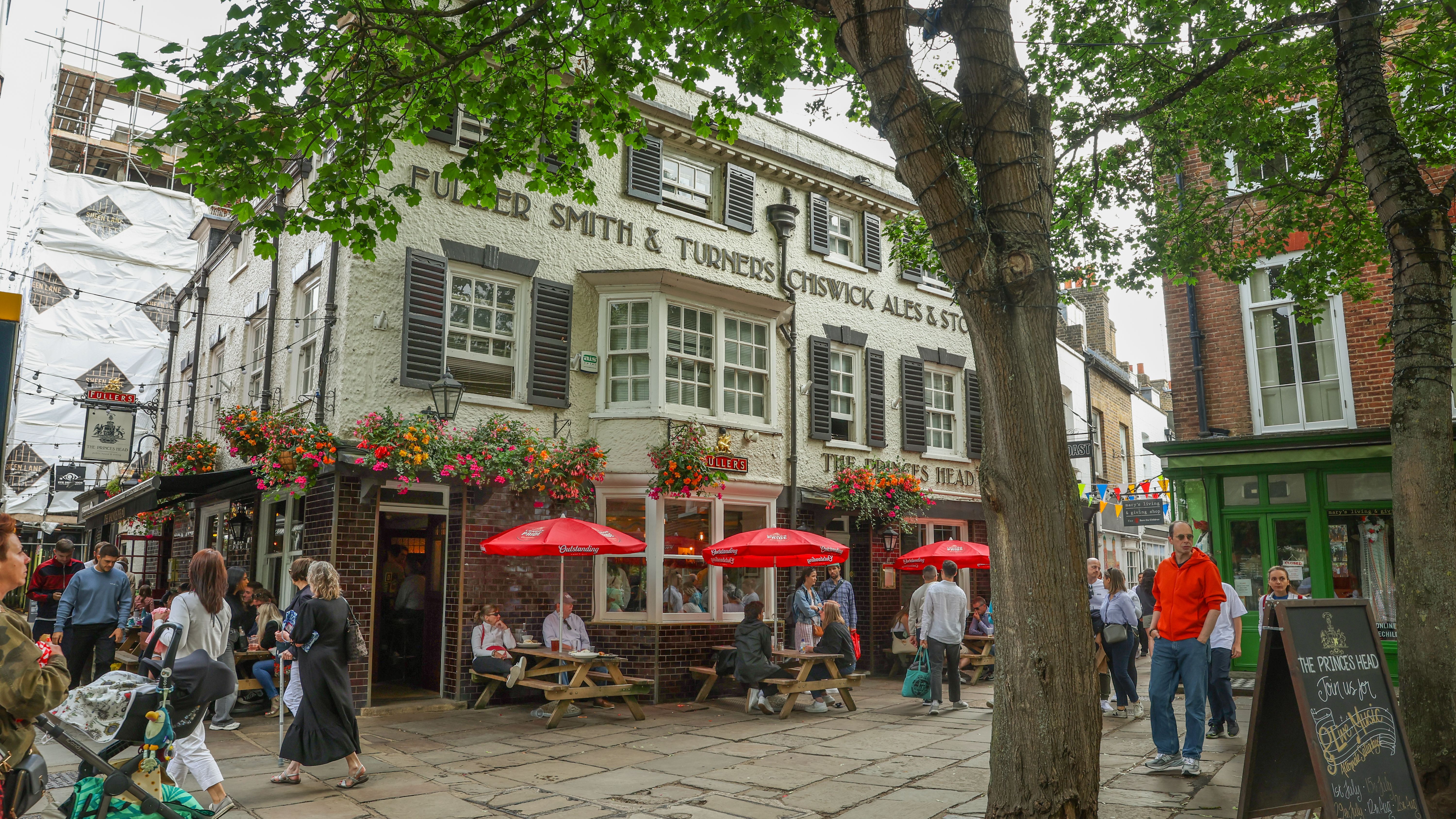 LONDON, UNITED KINGDOM - JULY 16: The Princes Head pub where Ted Lasso was filmed in Richmond, on July 16, 2023, in London, United Kingdom. (Photo by Steve Christo - Corbis/Corbis via Getty Images)