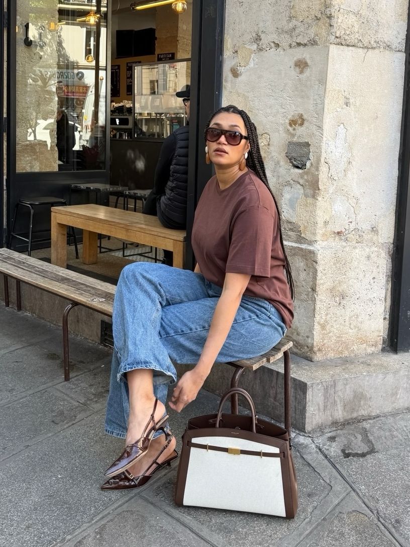 Léna Farouil wearing a slingback heel.