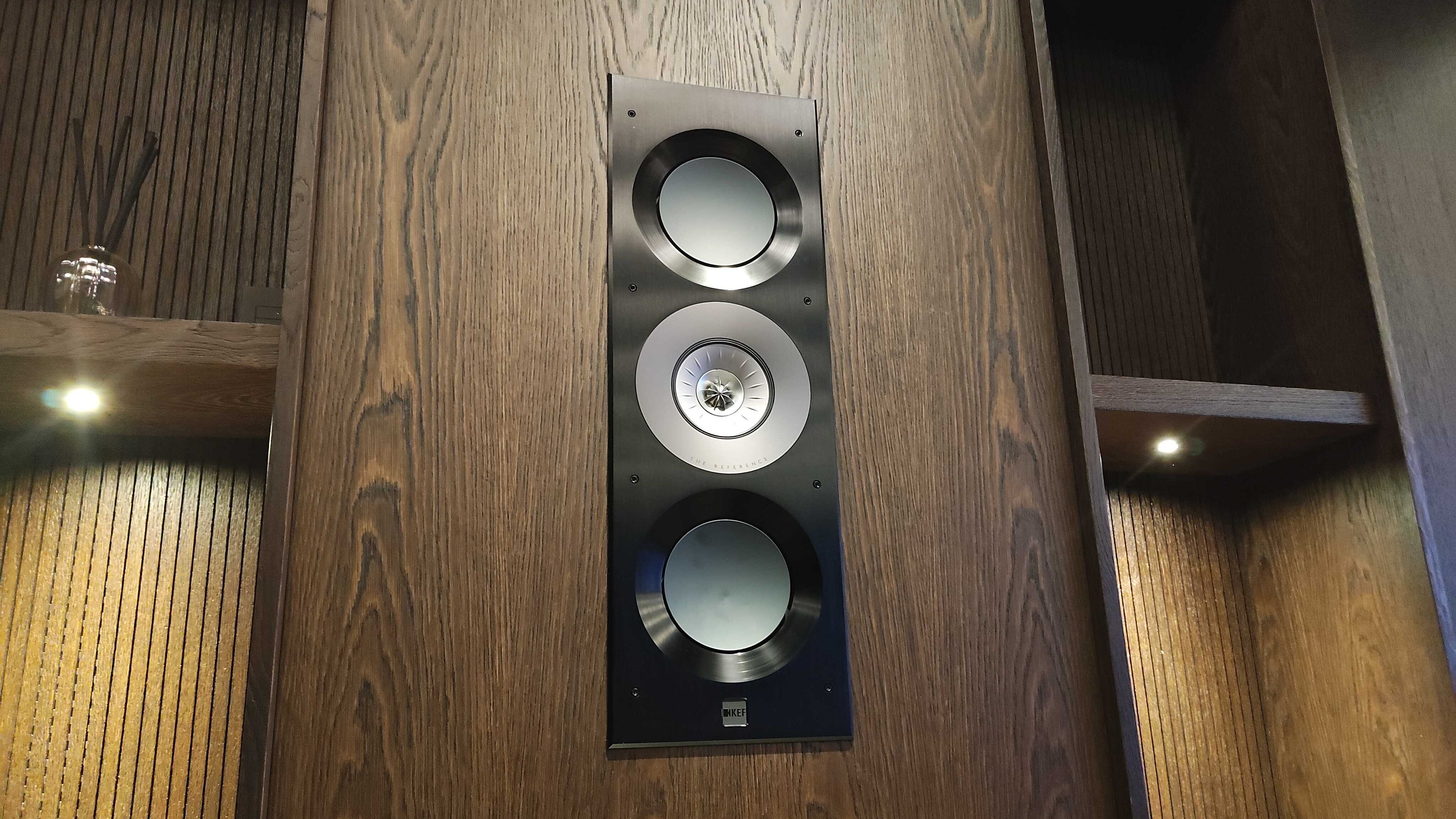 A picture of a Ci3160REFM-THX at the KEF Ultimate Experience Room