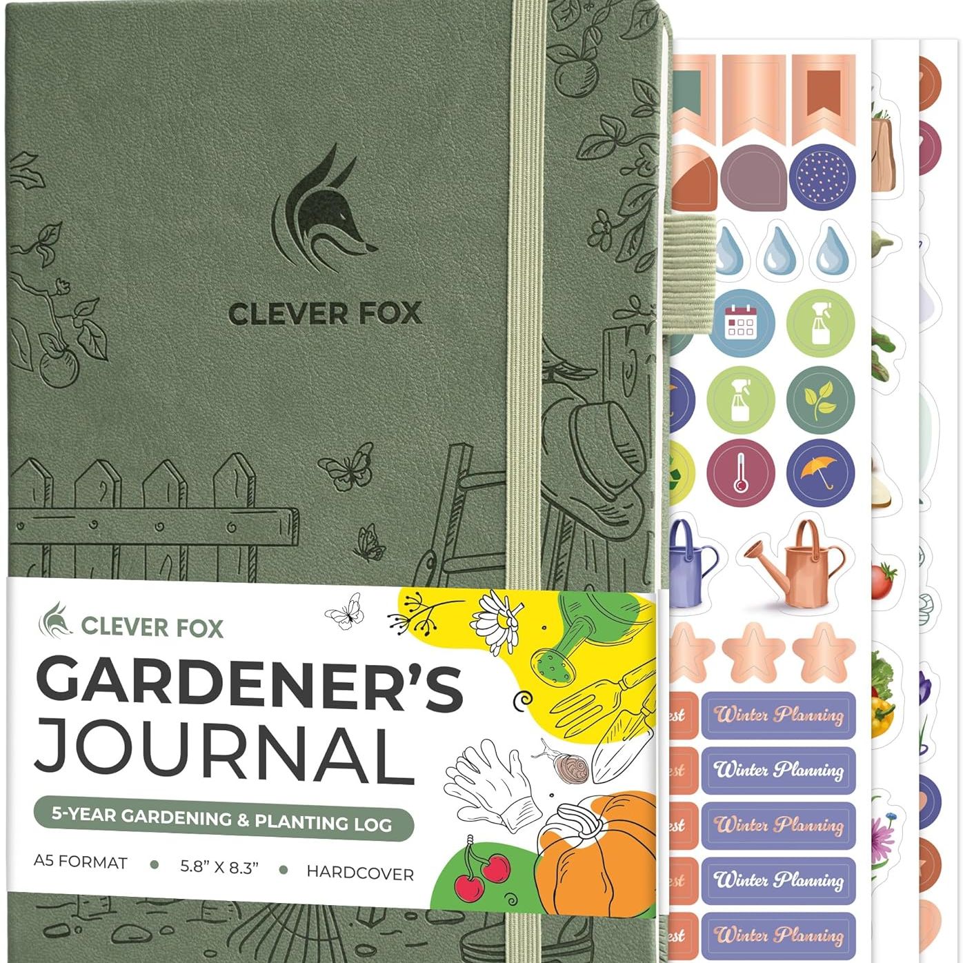 Clever Fox Gardener&amp;rsquo;s Journal &amp;ndash; Guided Gardening Notebook to Plant Vegetables, Flowers &amp;amp; Herbs &amp;ndash; 5-Year Garden Log Book for Beginners (cypress)