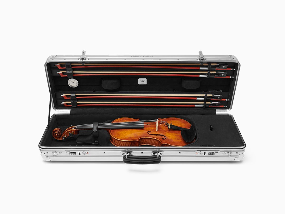 【新品未使用】RIMOWA × GEWA　ヴァイオリンケース fPxuq2s4WbEzJXzNmDBkCQ.jpg