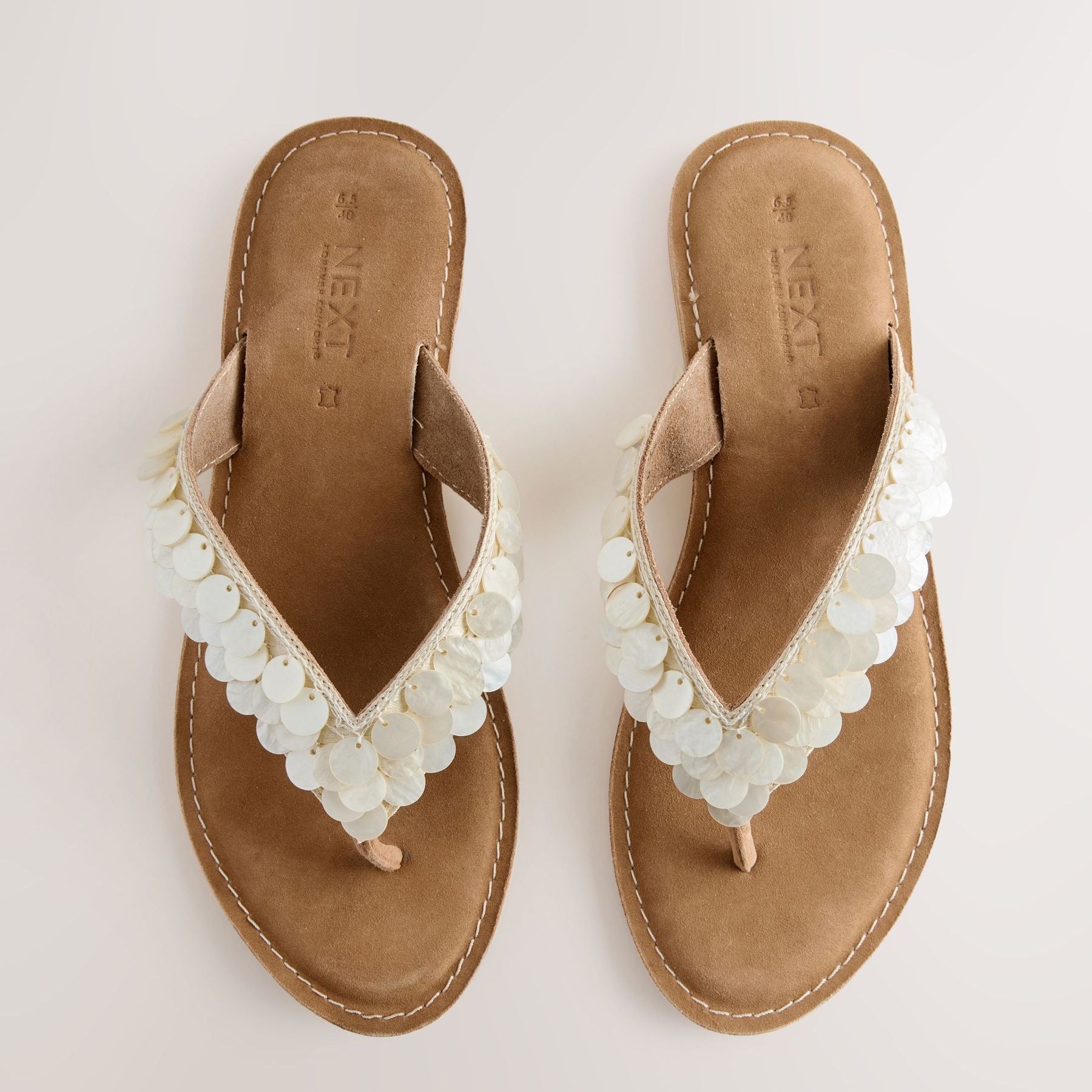 Bone/cream Forever Comfort&amp;reg; Shell Thoe Thong Sandals - Size 3 Eu 35.5
