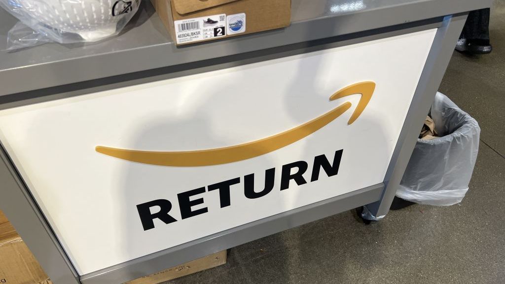 Amazon Returns Kiosk