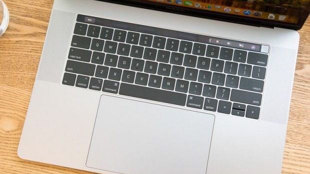 Apple Launches New MacBook Keyboard, Expands Service Program