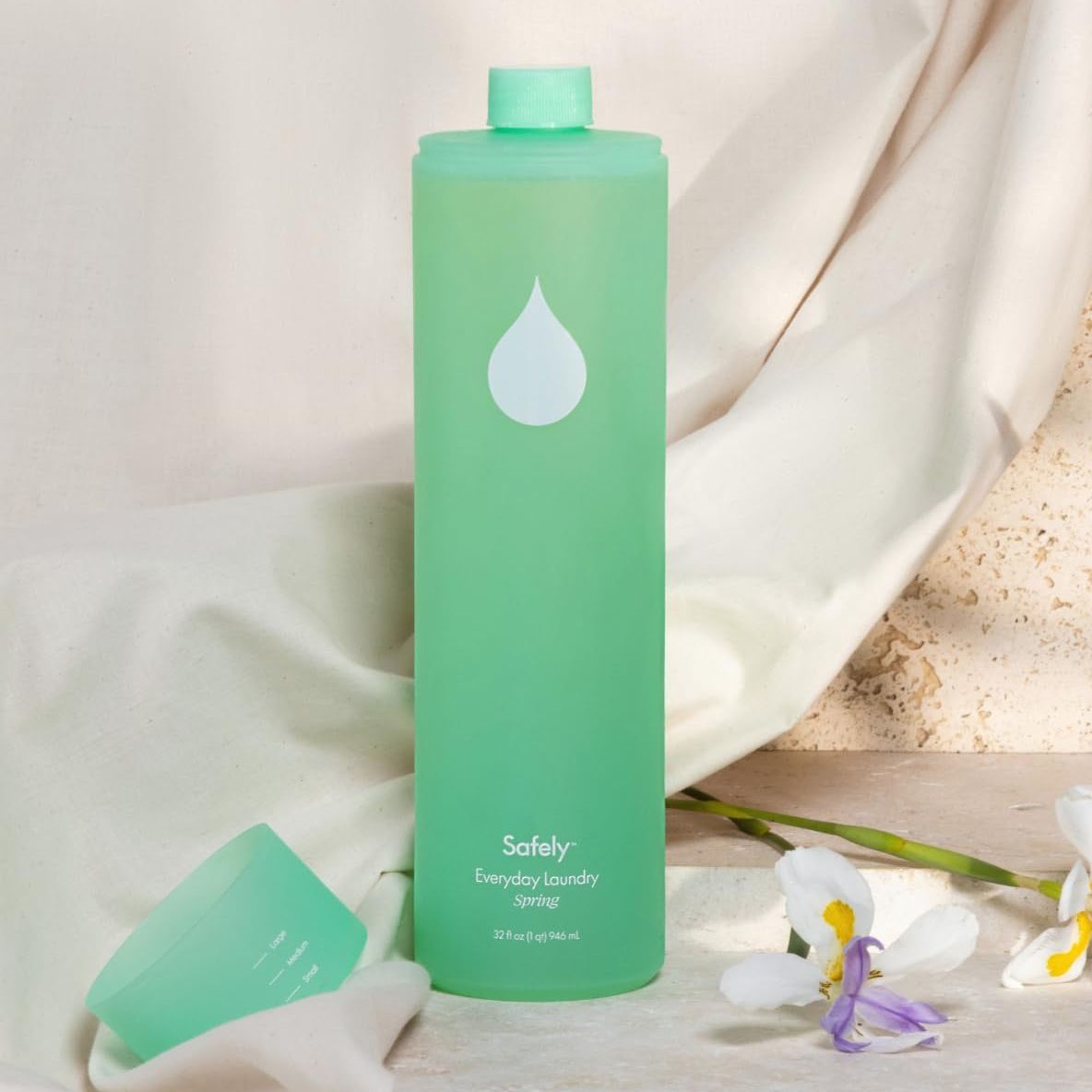 Safely Everyday Laundry Detergent Liquid - Natural, Highly Concentrated - Laundry Detergent Stain Remover, Up to 40 Loads, Color Saver, No Dyes, 32 Fl Oz Bottle