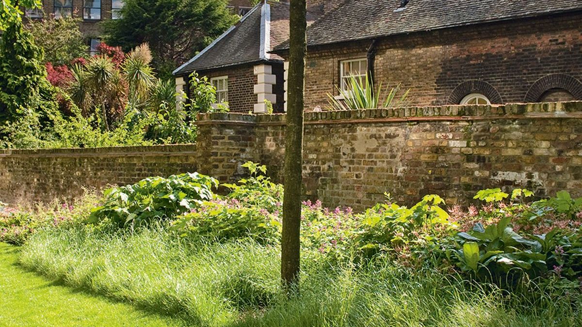 An urban woodland garden on London's South Bank | Homes and Gardens