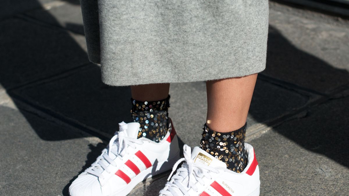 adidas gazelle silver green womens adidas Superstar 80 ADV (Crystal White/Shadow Red) 10.5 main image 0