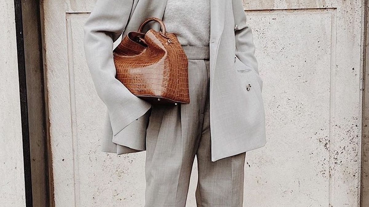How to Wear a Suit in Winter: A Minimalist's Guide