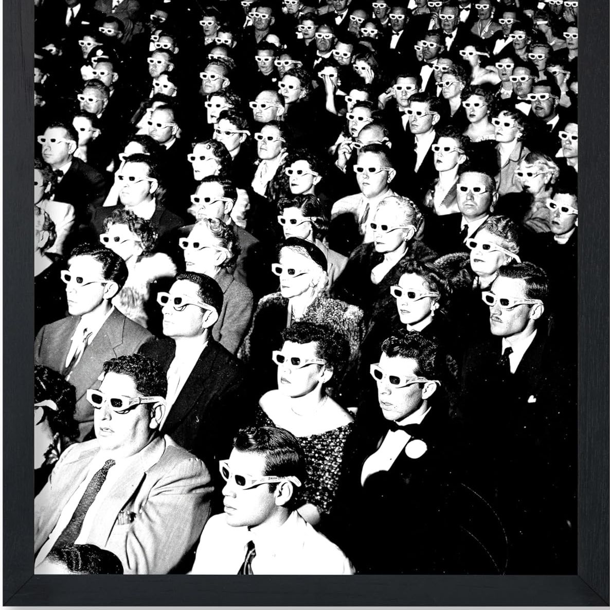 Poster Master Vintage Cinema Poster - Retro Movie Audience Wearing 3d Glasses Print - Photography Art - Black and White Design - Great Living Room or Office Decor - 8x10 Unframed Wall Decor