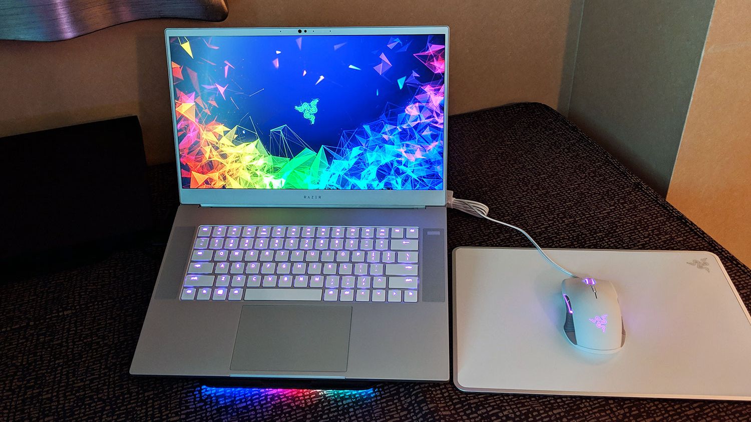 Razer Blade 15 Mercury White 限定モデル Razer Blade 15 Mercury White Edition Gaming Laptop Debuts