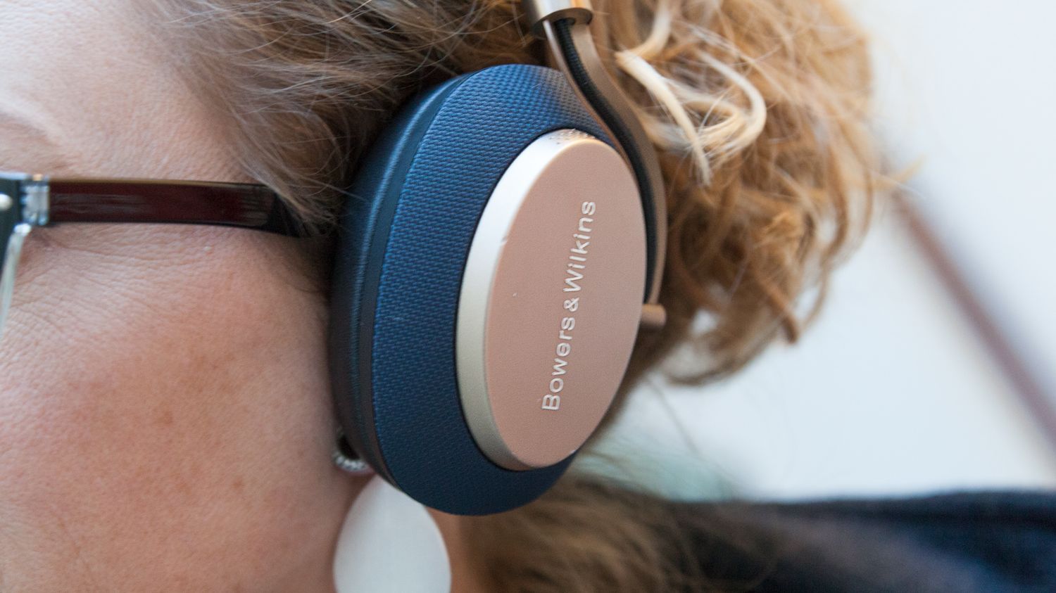 Bowers & Wilkins PX Headphones review | Tom's Guide