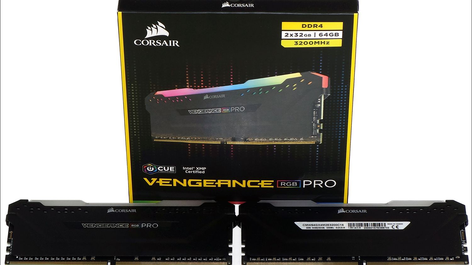 『新品未使用』CORSAIR VENGEANCE RGB PRO 32GB Corsair Vengeance RGB Pro 32GB (4x8GB) DDR4 3200MHz C16 LED